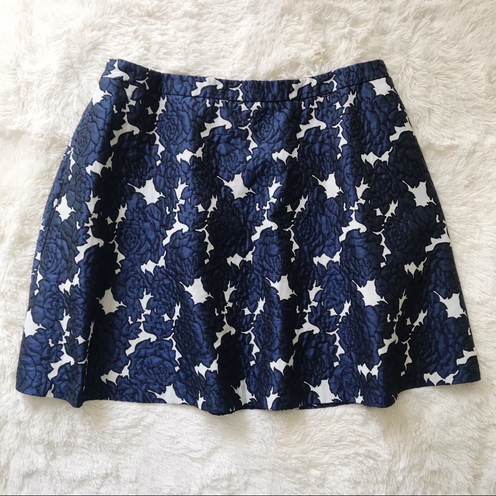Lane Bryant blue white floral brocade skirt Sz 28 holiday